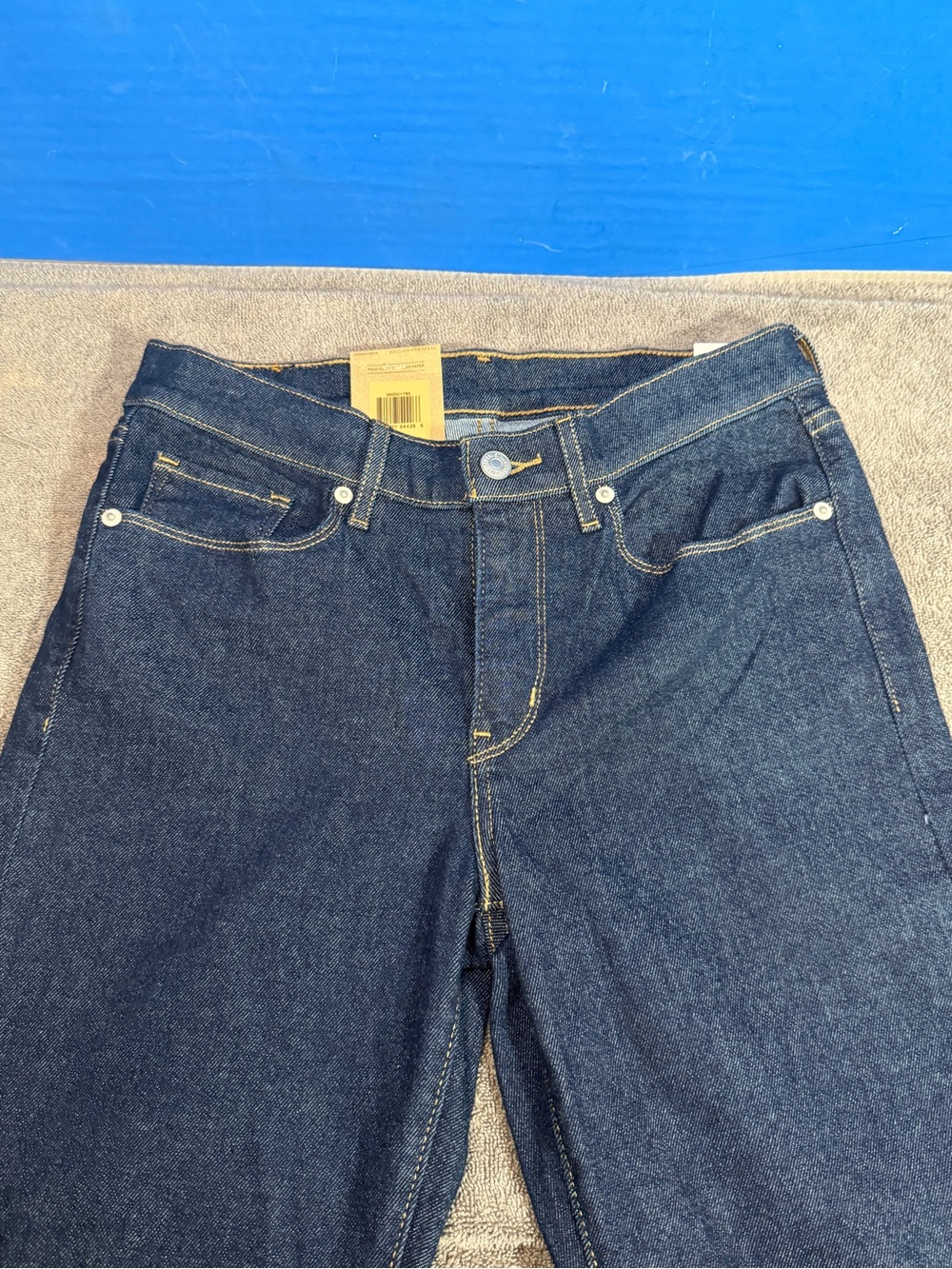 Levi’s 27 x 32
Brand new - Picture 4 of 5